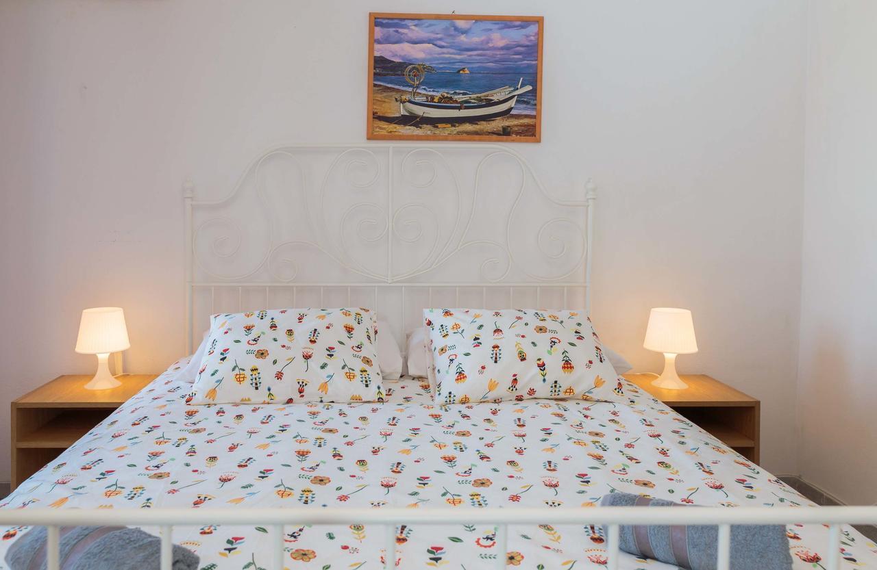 Apartments Loncar Seget Vranjica Exterior foto
