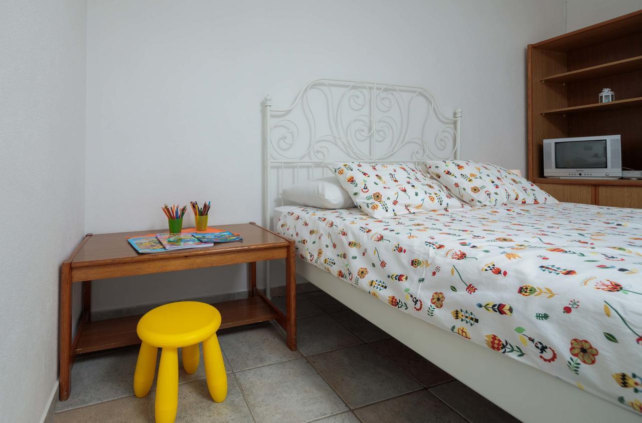 Apartments Loncar Seget Vranjica Exterior foto